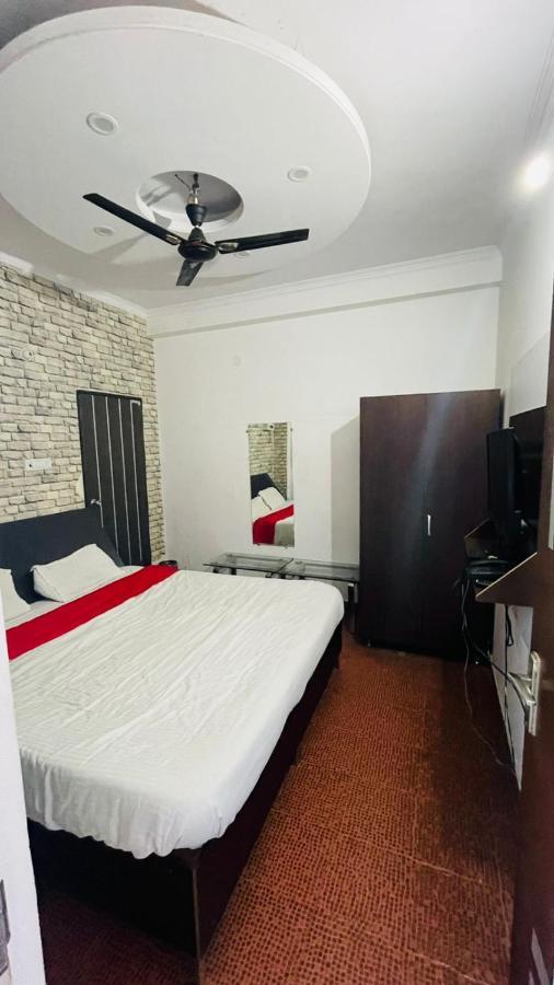 Hotel Pacific Grey By Wb Inn Lucknow Exterior photo