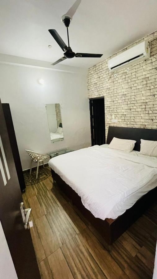 Hotel Pacific Grey By Wb Inn Lucknow Exterior photo